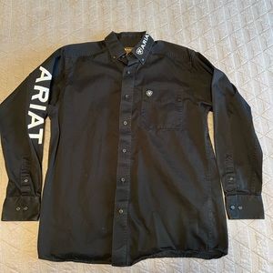 Ariat black team Logo Twill Classic Fit Shirt men’s small